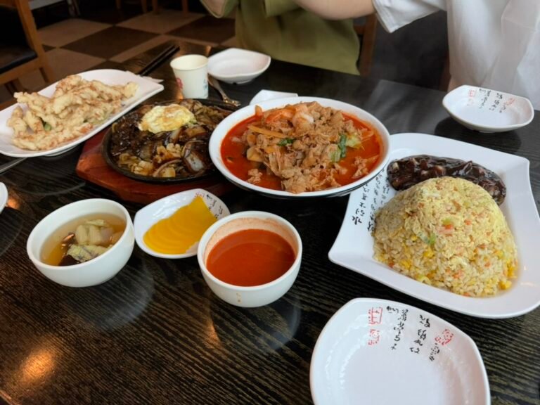 Jjajangmyeon and Jjamppong